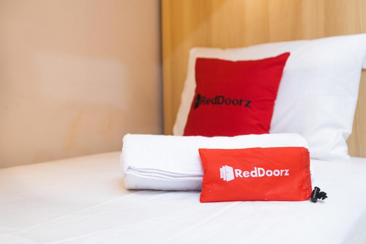 Reddoorz Hostel @ Malang City Center 2 Luaran gambar